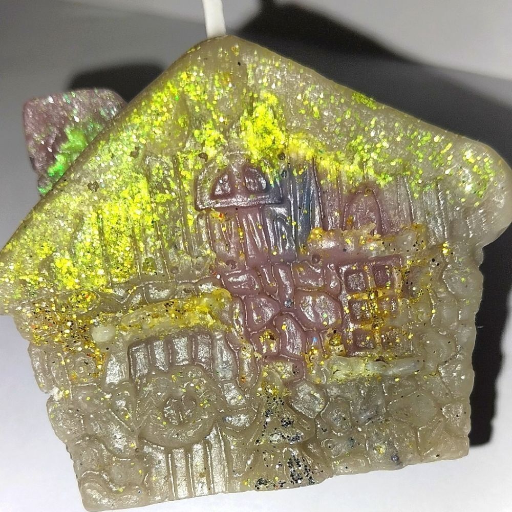 Hand crafted limited edition Gingerbread house candle